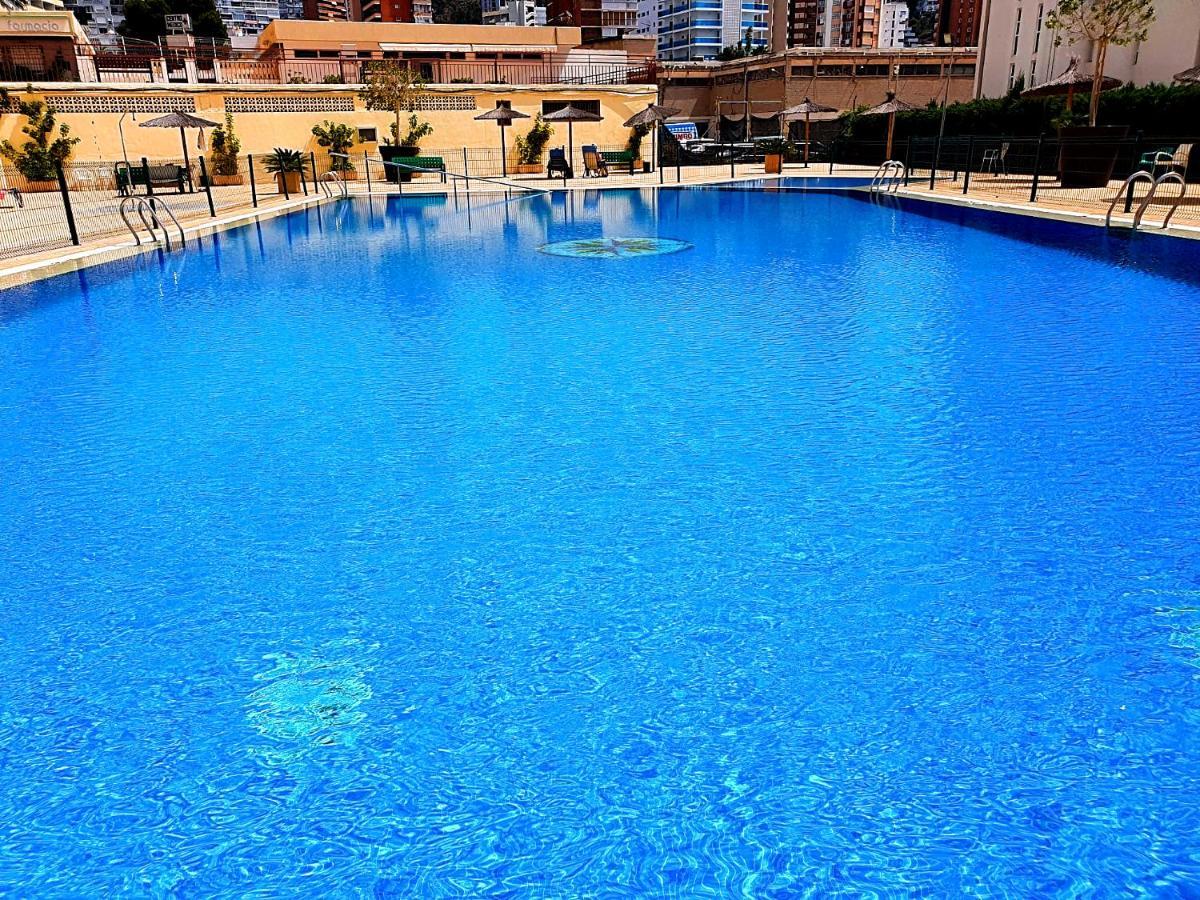 One Bedroom Flat With Shared Pool In Acuarium II Benidorm Exterior photo